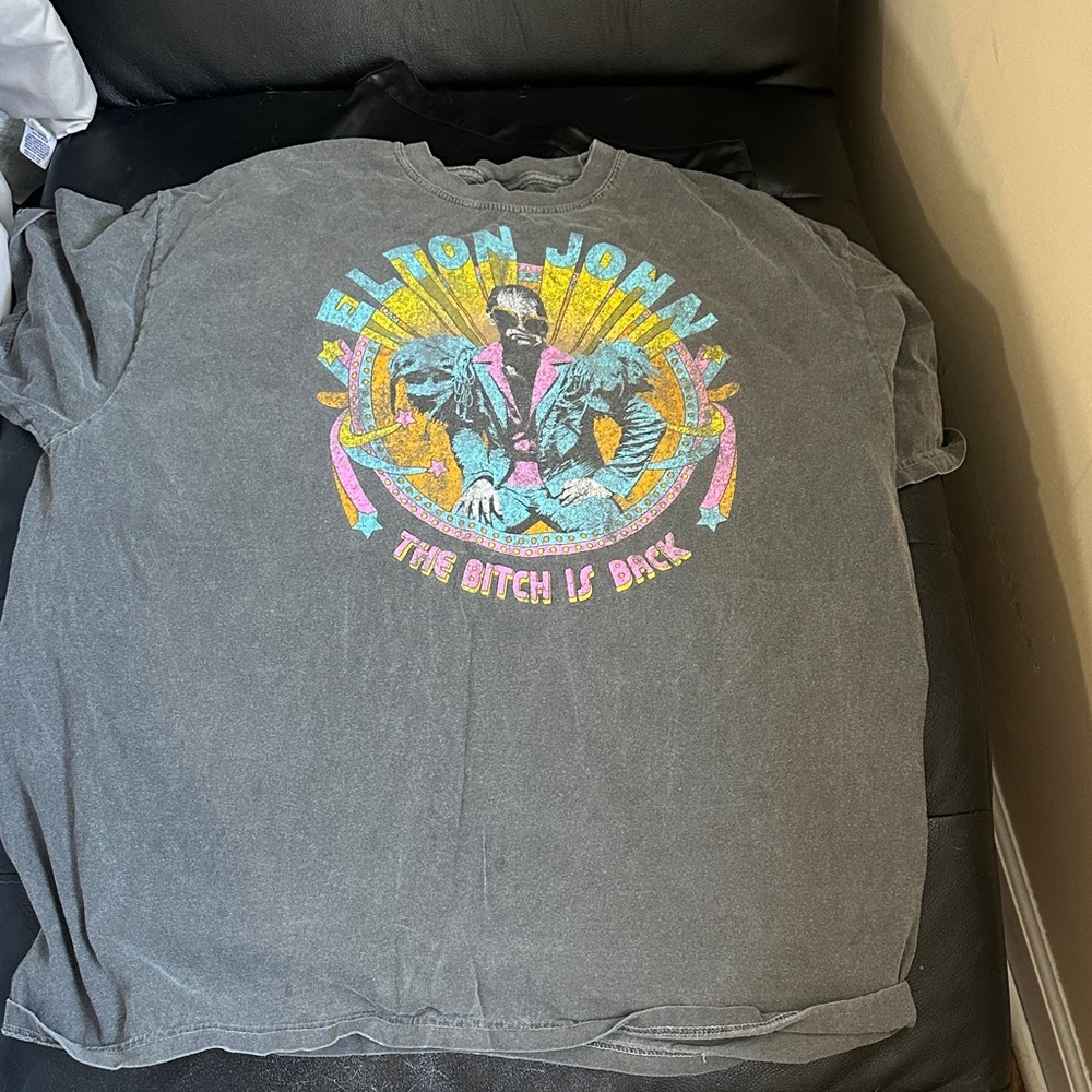 Elton John Graphic Tee - Black Vintage Style Men's Shirt